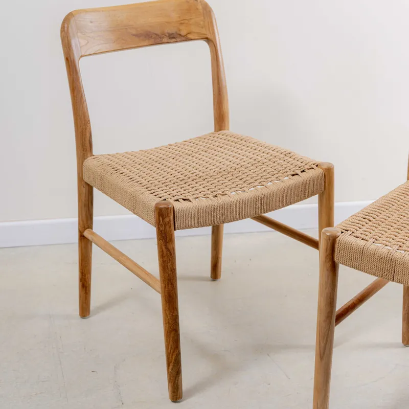 Silla en teca y cuerda natural en Madera natural - Sillas, Uruguay | Entrecasa