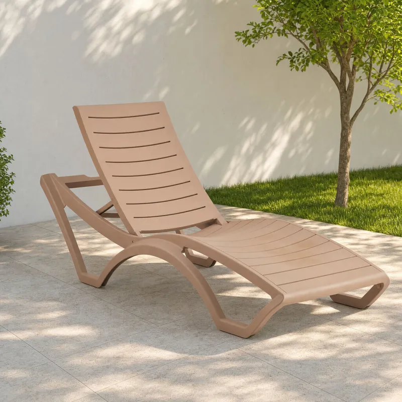 Reposera Polipropileno Marron Cartagena en Beige - Muebles para el exterior, Uruguay | Divino