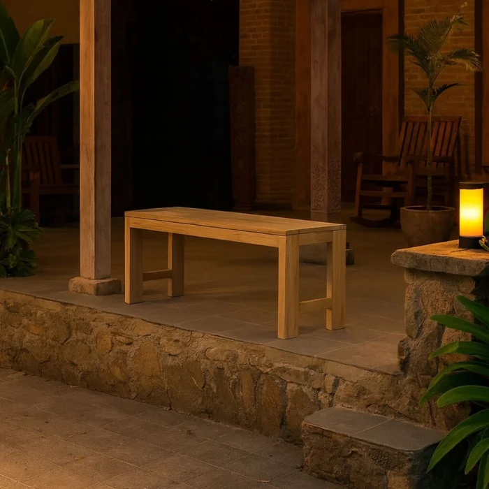 Banco de exterior MOON Natural en Madera natural - Butacas, banquetas y puffs, Uruguay | Viasono