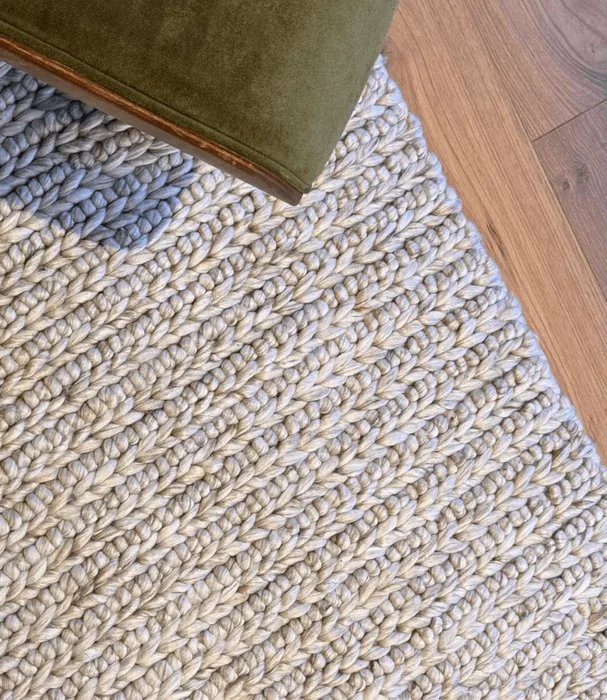 ALFOMBRA LANA NUDOS Y ESPIGA SAND/NATURAL en Beige - Textiles, Uruguay | Masinfinito Casa
