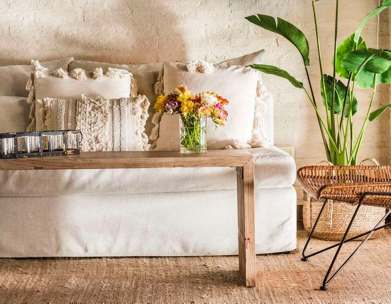 PIE DE CAMA / MESA ANGOSTA / BANCO OLMO NATURAL - 1.10 X 0.35 MTS en Madera natural - Butacas, banquetas y puffs, Uruguay | La Iberica, vista 12