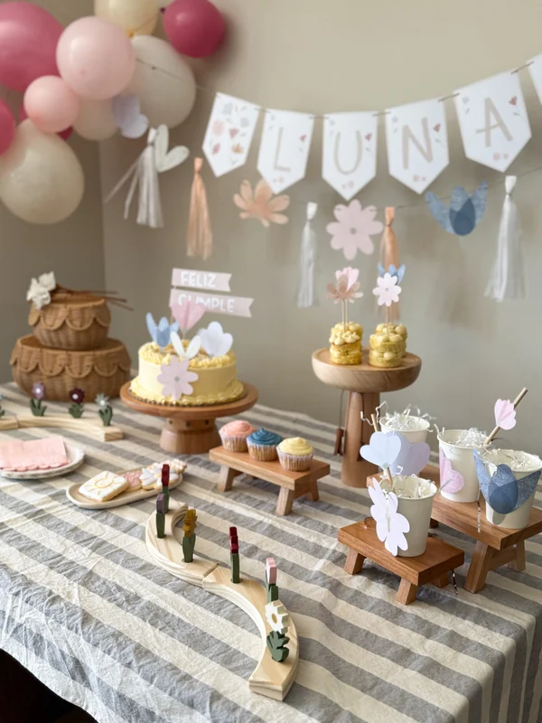 Pie de torta con faja y tachas - Decoración, Uruguay | Dreams On Time, vista 14