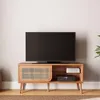 Rack Amanda Ratan Natural 135cm Vidrio Puerta Corrediza - 100% MDF - Muebles para TV, Uruguay | Balton, vista 1 de 5