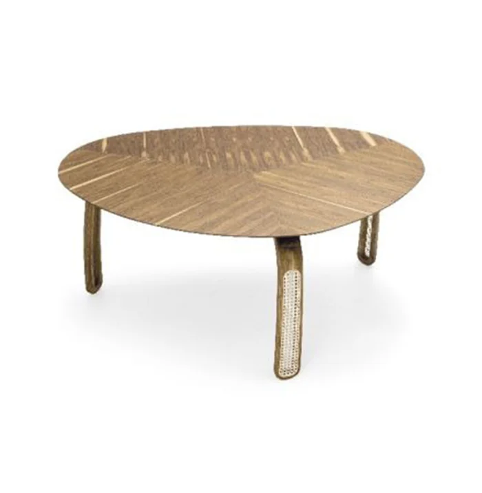 Mesa Comedor Triangular Dora - Tapa Cinamomo - c/ rattan Nogal en Madera natural - Mesas de comedor, Uruguay | Champagne Home, vista 2