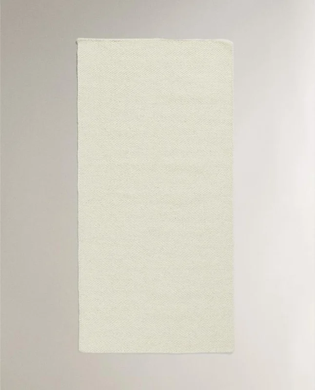 ALFOMBRA LANA ESPIGA en Beige - Alfombras, Uruguay | Zara Home, vista 4