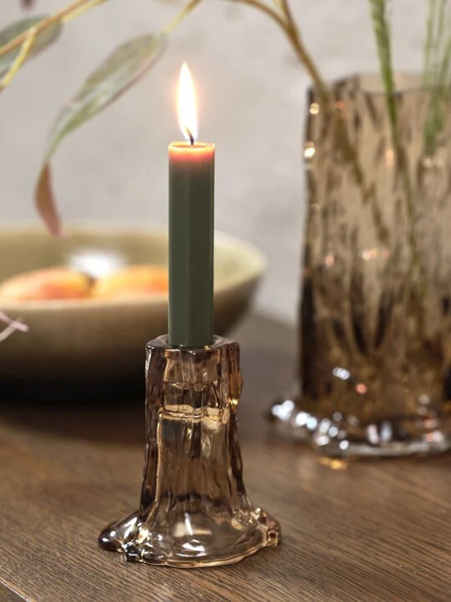 Vela candelabro HOLME H20cm oliva 4u/pk en Verde oliva - Velas y Portavelas, Uruguay | JYSK, vista 2