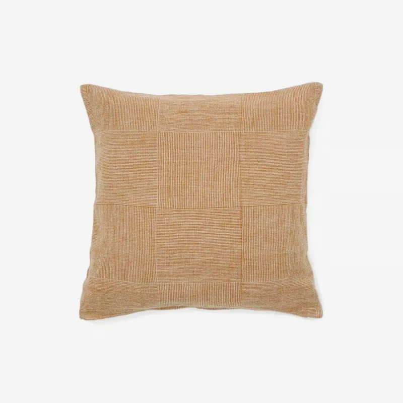 Almohadón Benisa 100% lino a cuadros mostaza y blanco 50 x 50 cm en Amarillo - Textiles, Uruguay | Kavehome