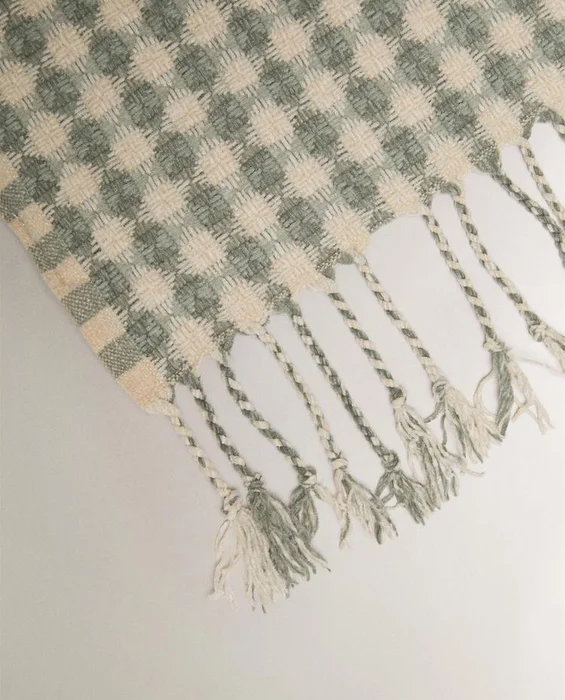 MANTA JACQUARD CUADROS - Textiles, Uruguay | Zara Home, vista 3