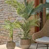 Planta artificial Palmera con maceta negro 70 cm en Negro - Macetas, Uruguay | Kavehome, vista 2 de 5