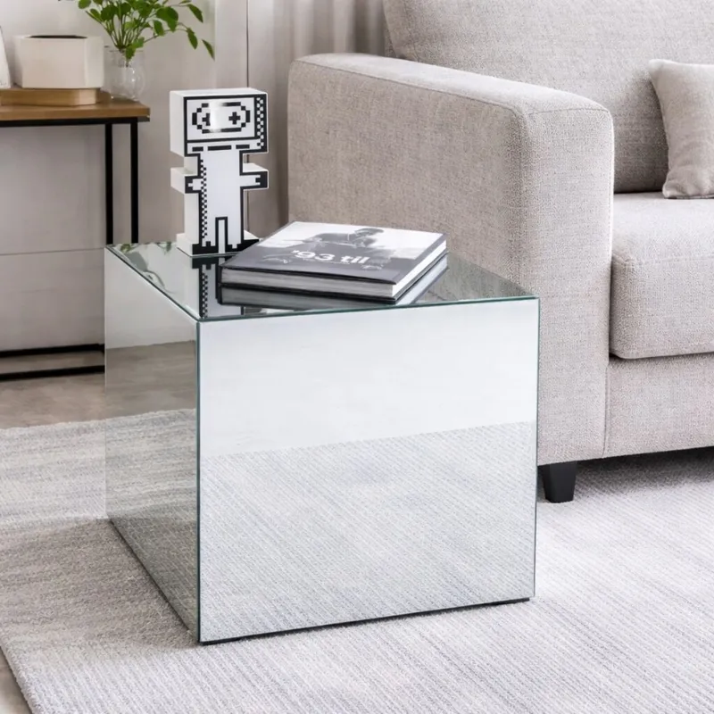 MESA AUXILIAR LUXY MIRROR Plateado CUADRADO/A en plateado (espejo) - Mesas de comedor, Uruguay | Viasono