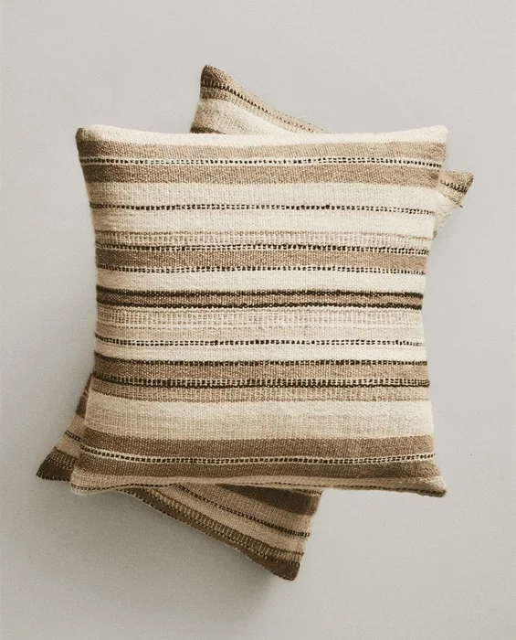FUNDA COJÍN RAYAS - Textiles, Uruguay | Zara Home