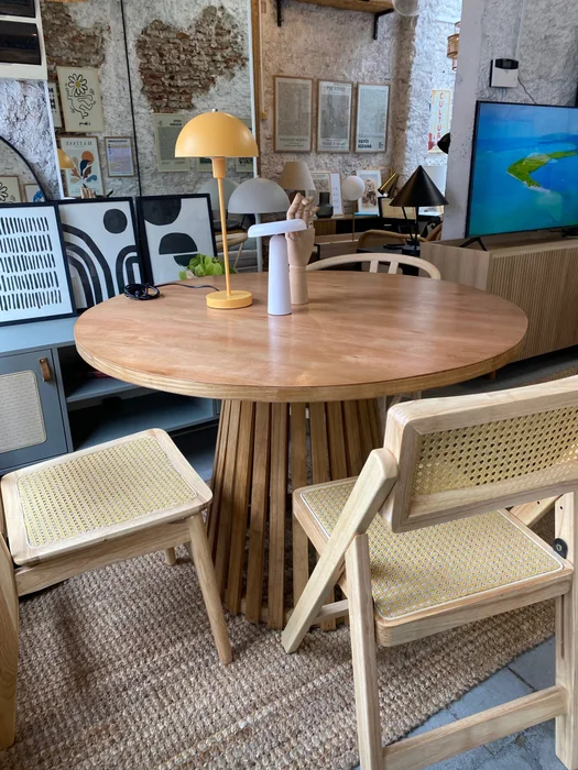 Mesa de Comedor Round 110 cm – Con Detalle en Madera natural - Mesas de comedor, Uruguay | Berna Home, vista 6
