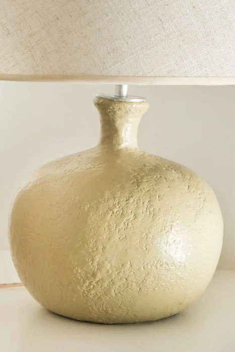 LAMPARA JARRON OLIVA en Beige - Lámparas de mesa, Uruguay | La Iberica, vista 2