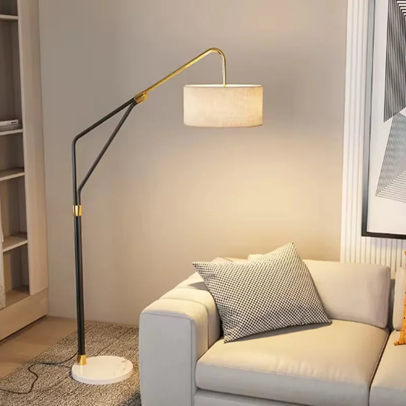 Lampara de pie Jolene en Negro - Lámparas de mesa, Uruguay | Decotech, vista 3