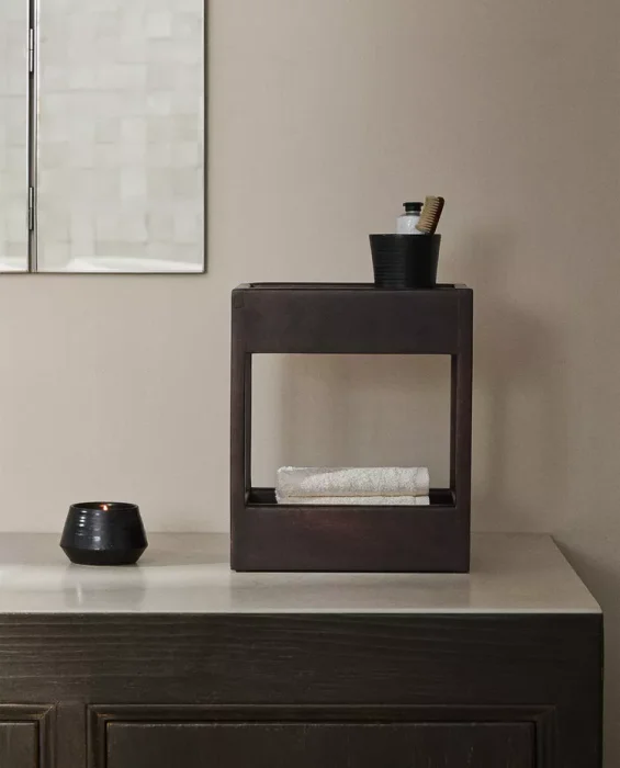MUEBLE ALMACENAJE PEQUEÑO en Marrón - Aparadores y recibidores, Uruguay | Zara Home