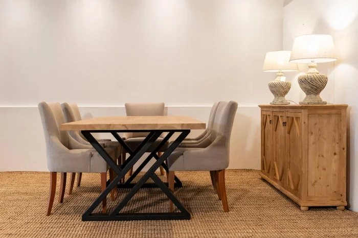Mesa Comedor Sofia en Marrón - Mesas de comedor, Uruguay | Marvic, vista 3
