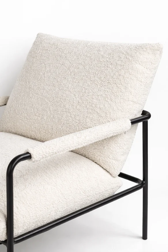 Butaca Dominique - Crema en Madera natural - Sillones y sofás, Uruguay | Indian, vista 2