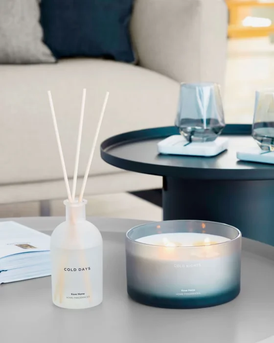Vela aromática Cold Nights gris 600 gr en Gris - Velas y Portavelas, Uruguay | Kavehome, vista 3