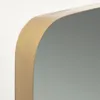 Espejo Marco de acero 60 x 60 cm dorado en Amarillo - Espejos, Uruguay | Kavehome, vista 4 de 5