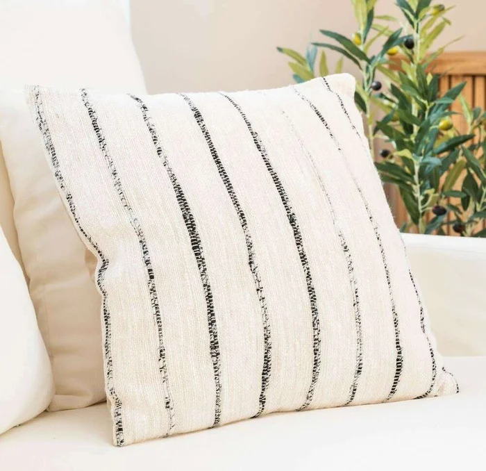 ALMOHADON PIMIENTA - 45 X 45 CMS - Textiles, Uruguay | La Iberica