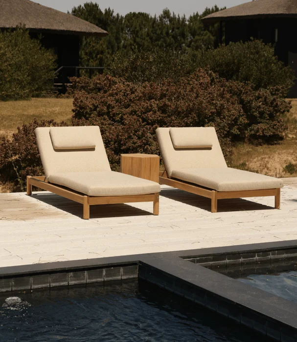 REPOSERA LARA TEKA CON COLCHONETA SECADO ULTRARAPIDO 203X83 en Madera natural - Muebles para el exterior, Uruguay | Masinfinito Casa