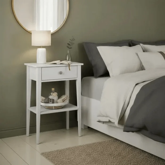Mesa de luz Berna Madera Maciza - Blanco en Blanco - Mesas de luz, Uruguay | Nario Hogar, vista 3