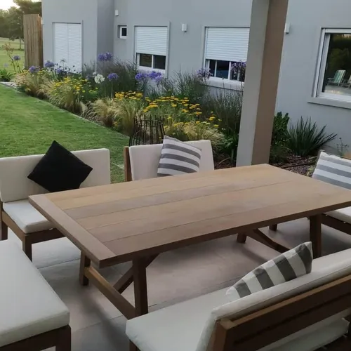 Juego de sillones y mesa exterior en Madera natural - Muebles para el exterior, Uruguay | Entrecasa