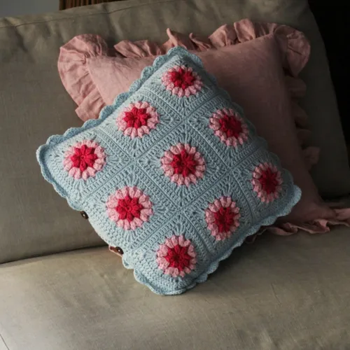almohadón orchid en Multicolor - Textiles, Uruguay | Proyectoforma