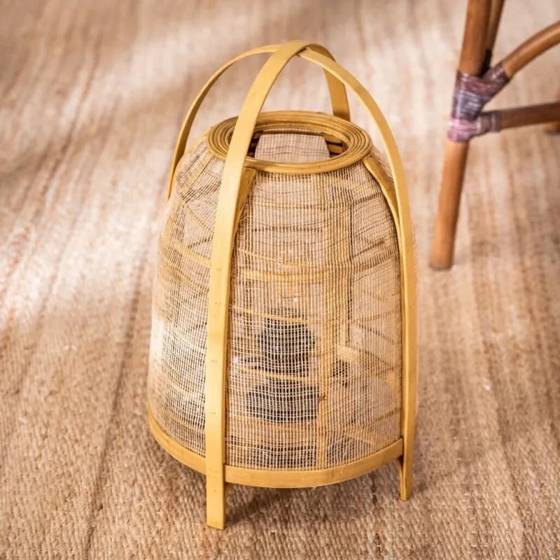 Lámpara De Mesa Lumi en Madera natural - Lámparas de mesa, Uruguay | Aihaus