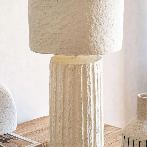 LAMPARA LINEAS - PAPEL MACHE en Off-white - Lámparas de mesa, Uruguay | La Iberica