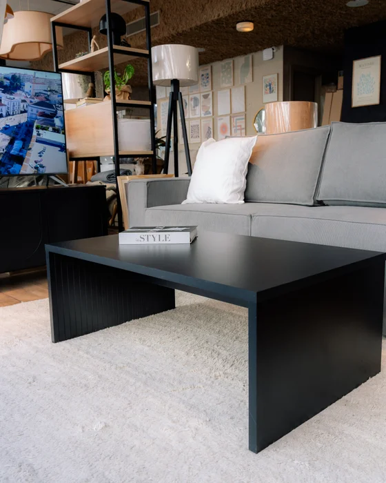 Mesa de Centro Capri 110 cm – Negro en Madera natural - Mesas de living, Uruguay | Berna home, vista 2