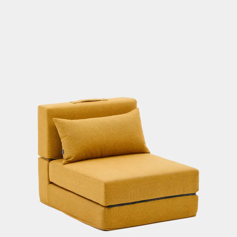 Puf cama convertible Arty mostaza 70 x 89 (200) cm en Amarillo - Butacas, banquetas y puffs, Uruguay | Kavehome