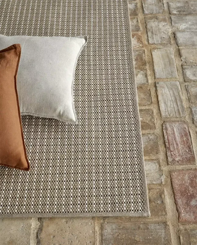 Alfombra Terra Uyuni Coconut White en Beige - Alfombras, Uruguay | Balcony, vista 3