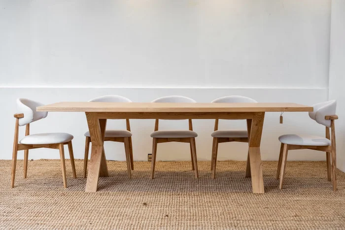 Mesa Comedor Stella Cruz en Madera natural - Mesas de comedor, Uruguay | Marvic, vista 2