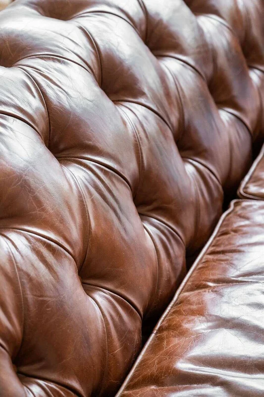 SILLON CHESTERFIELD - CUERO ITALIANO - XL en Marrón - Sillones y sofás, Uruguay | La Iberica, vista 28
