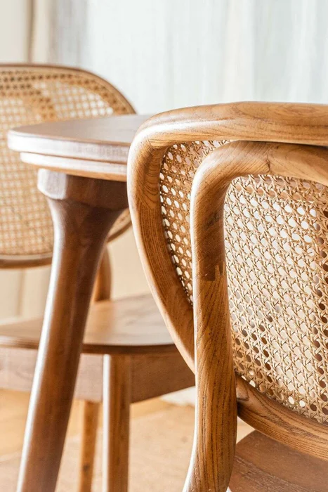 MESA COMEDOR PETIT OVAL - 1.30 X 0.80 MTS en Madera natural - Mesas de comedor, Uruguay | La Iberica, vista 7