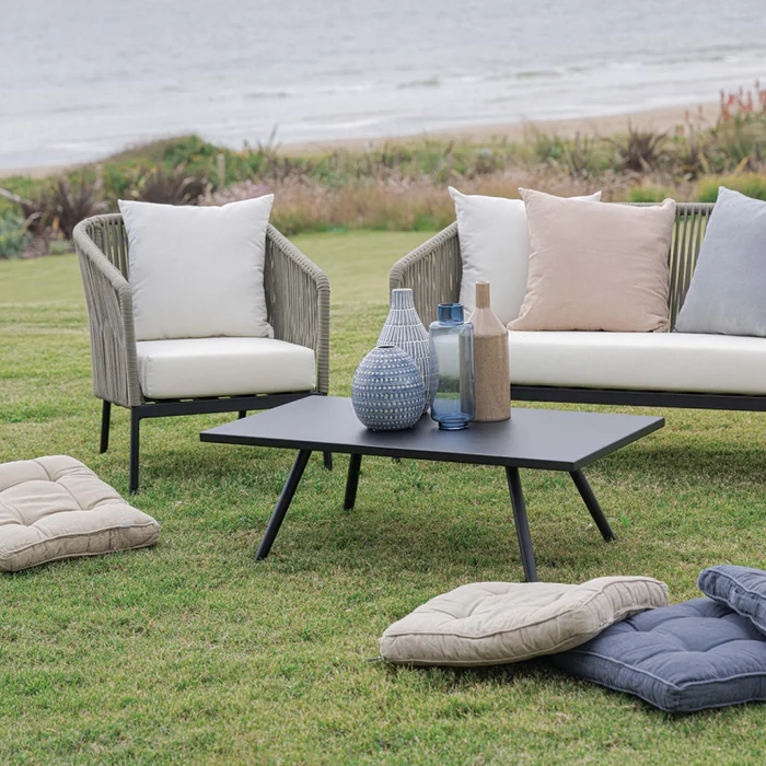 Living de exterior Creta - Butaca en Beige - Butacas, banquetas y puffs, Uruguay | Walnut, vista 3