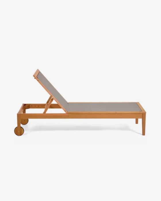 Reposera de exterior Caterin - de madera maciza de eucalipto en color gris en Gris - Muebles para el exterior, Uruguay | Kavehome, vista 9