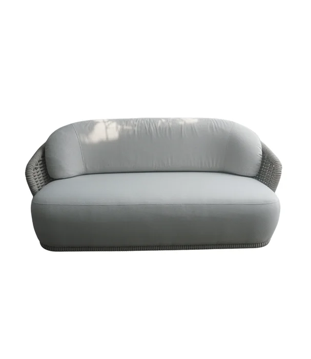 SOFÁ MALLORCA OUTDOOR CON ALMOHADONES en Gris - Muebles para el exterior, Uruguay | Más Infinito Casa