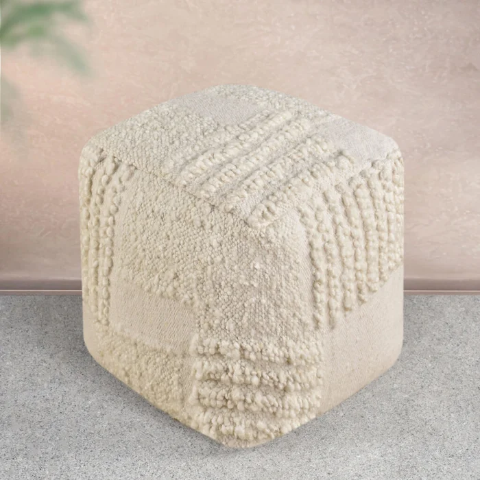 Pouf Balknap Lana Lana Natural en Beige - Textiles, Uruguay | Divino