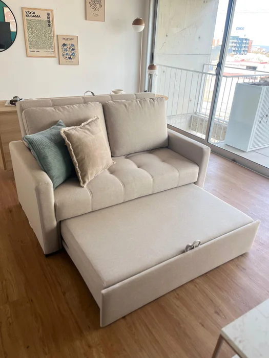 Sofá Cama Dallas 2 Cuerpos 150cm - Beige Aqua Block en Madera natural - Sillones y sofás, Uruguay | Berna home, vista 3