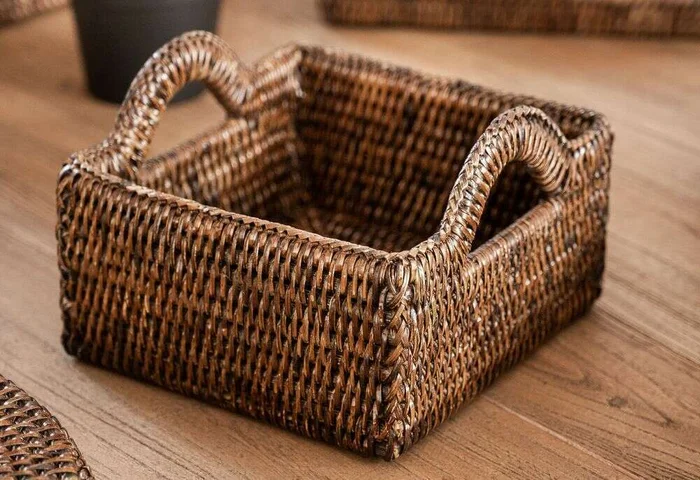 CESTO DE RATTAN - 23 X 23 CMS - Canastos, Uruguay | La Iberica