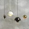 Multi-Lite Pendant Lamp | Louis Weisdorf en Dorado - Lámparas colgantes, Uruguay | Mad for Modern, vista 2 de 3