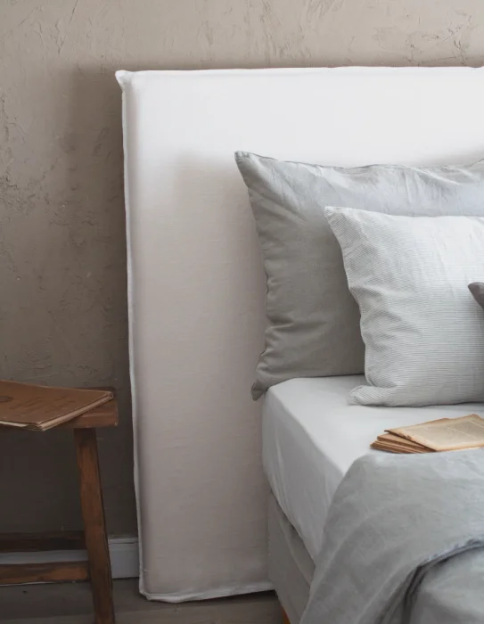 Respaldo con funda diseño pestaña en Gris - Dormitorio, Uruguay | Pieza Clave, vista 4
