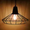 Lámpara de techo industrial Edison en Negro - Lámparas colgantes, Uruguay | Alta Gracia Deco, vista 2 de 3