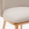 Silla Ciselia chenilla beige y madera maciza de fresno acabado tono natural FSC Mix Credit en Beige - Sillas, Uruguay | Kavehome, vista 5 de 9