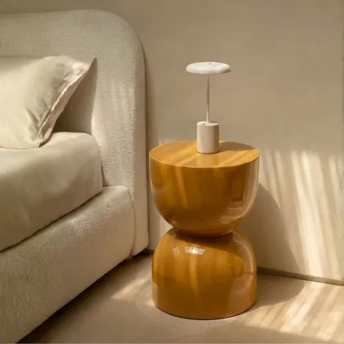 Mesa de Arrime / Banco Prieto en Mostaza - Butacas, banquetas y puffs, Uruguay | Casakos