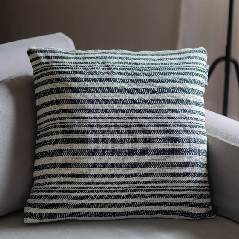 Funda de almohadón algodón 45x45cm - Rayas Taupe en Multicolor - Textiles, Uruguay | Buho Store