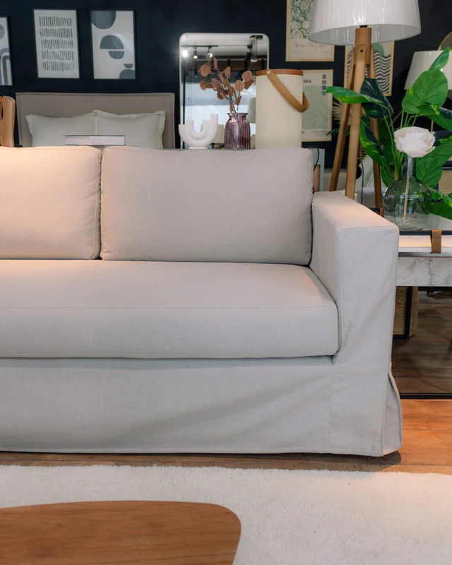 Sofá Mónaco con Funda Desmontable (190cm) – Beige en Madera natural - Sillones y sofás, Uruguay | Berna Home, vista 4