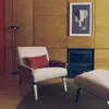 Butaca Amsen beige de contrachapado de roble y patas de acero inoxidable cepillado en Beige - Butacas, banquetas y puffs, Uruguay | Kavehome, vista 3 de 8